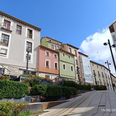 Apartamento Con Encanto En Casco Historico De Burgo المظهر الخارجي الصورة