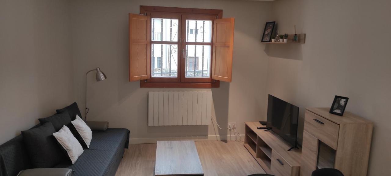 Apartamento Con Encanto En Casco Historico De Burgo المظهر الخارجي الصورة