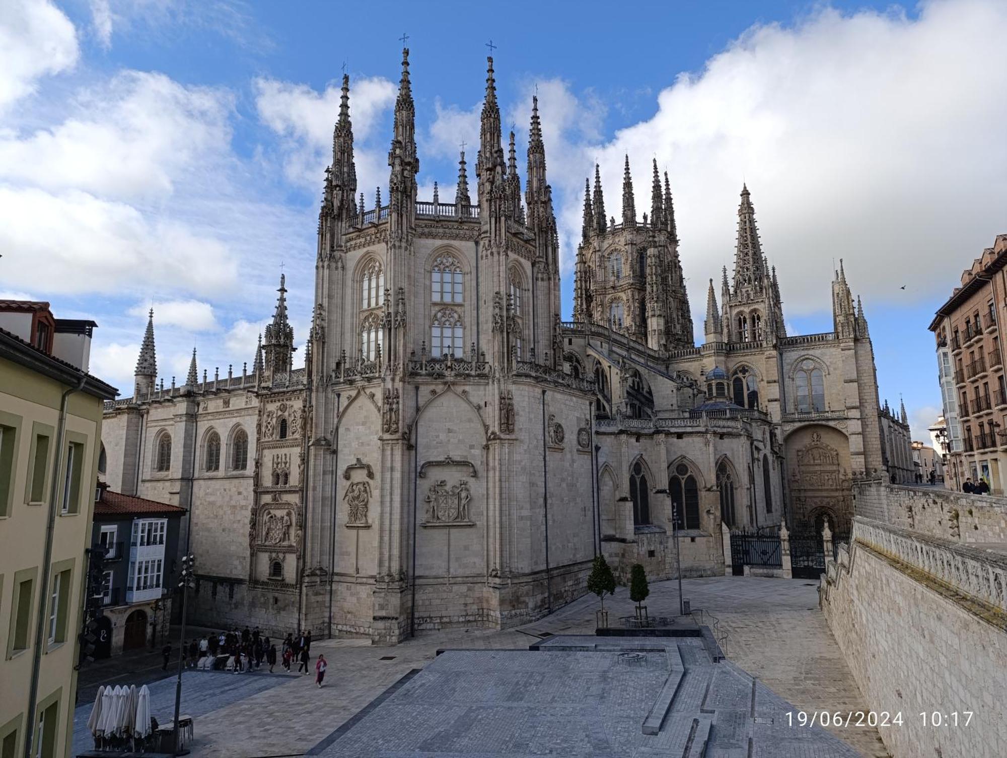 Apartamento Con Encanto En Casco Historico De Burgo المظهر الخارجي الصورة