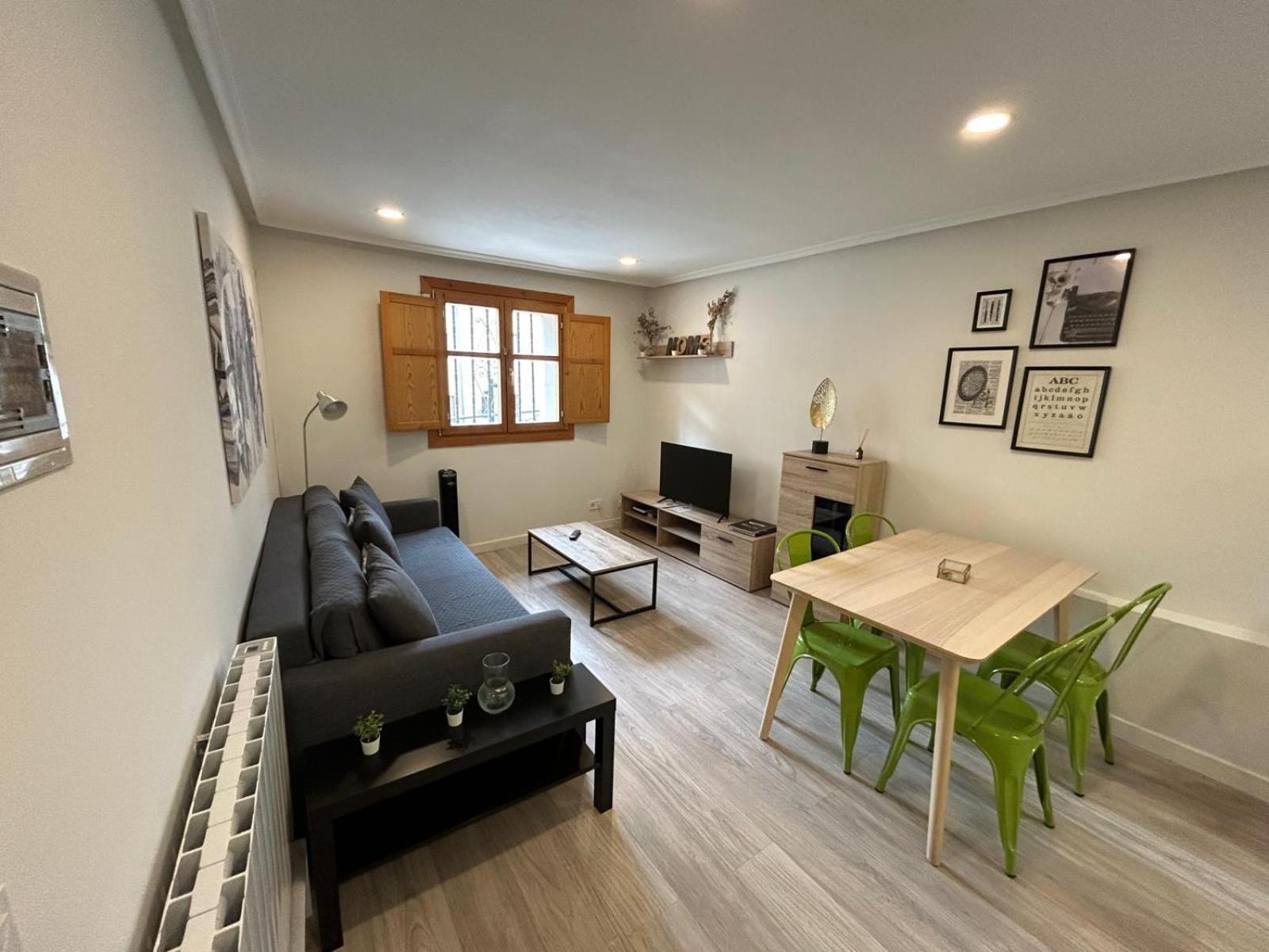 Apartamento Con Encanto En Casco Historico De Burgo المظهر الخارجي الصورة